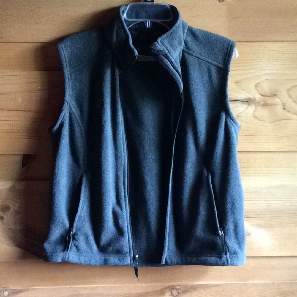JR Criders Gray Vest